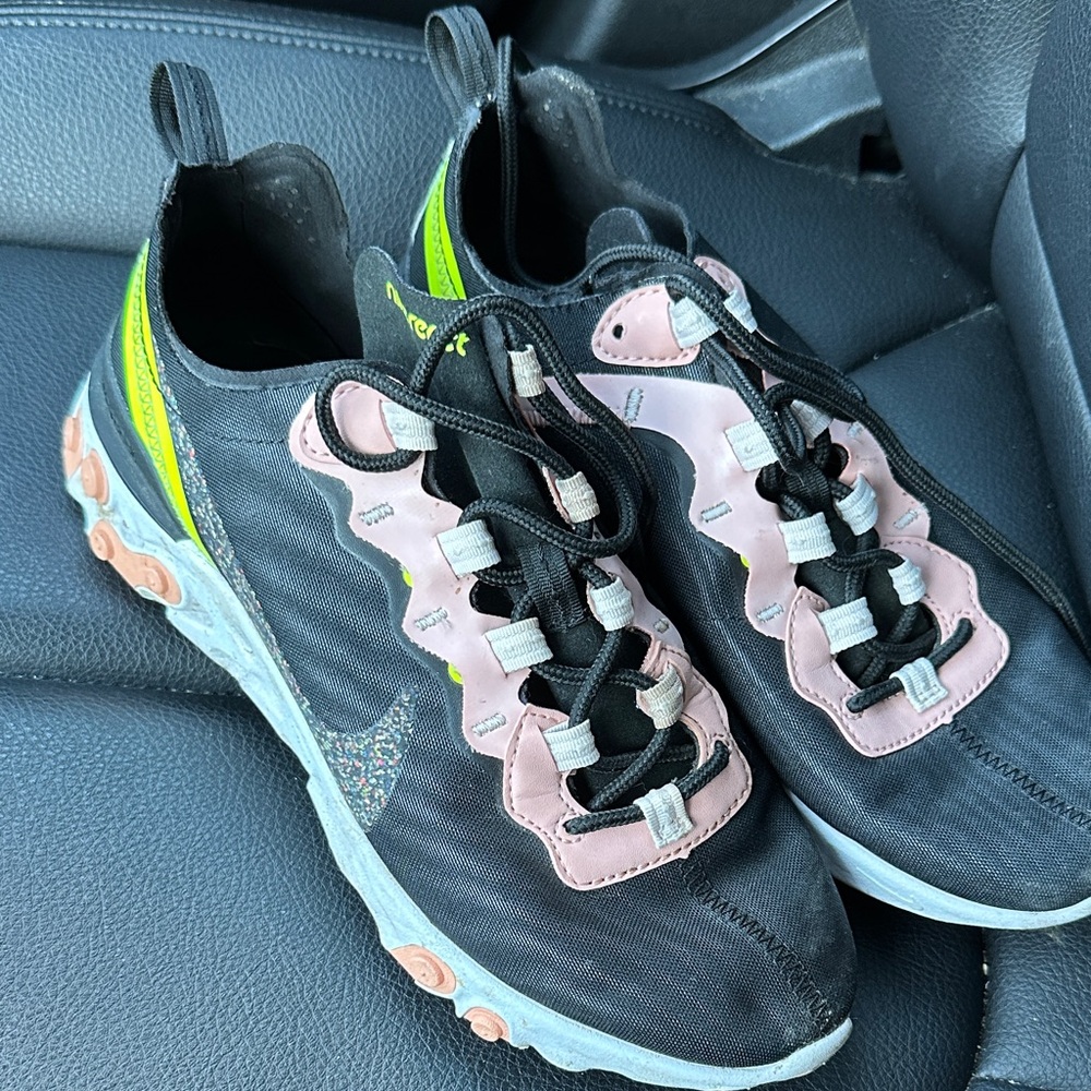 Nike Black and Pink Athletic Shoes with Green Highlights